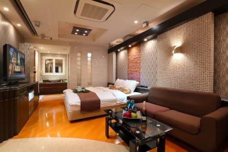 大阪のおすすめラブホ「HOTEL AXIS（ホテル アクシス）」